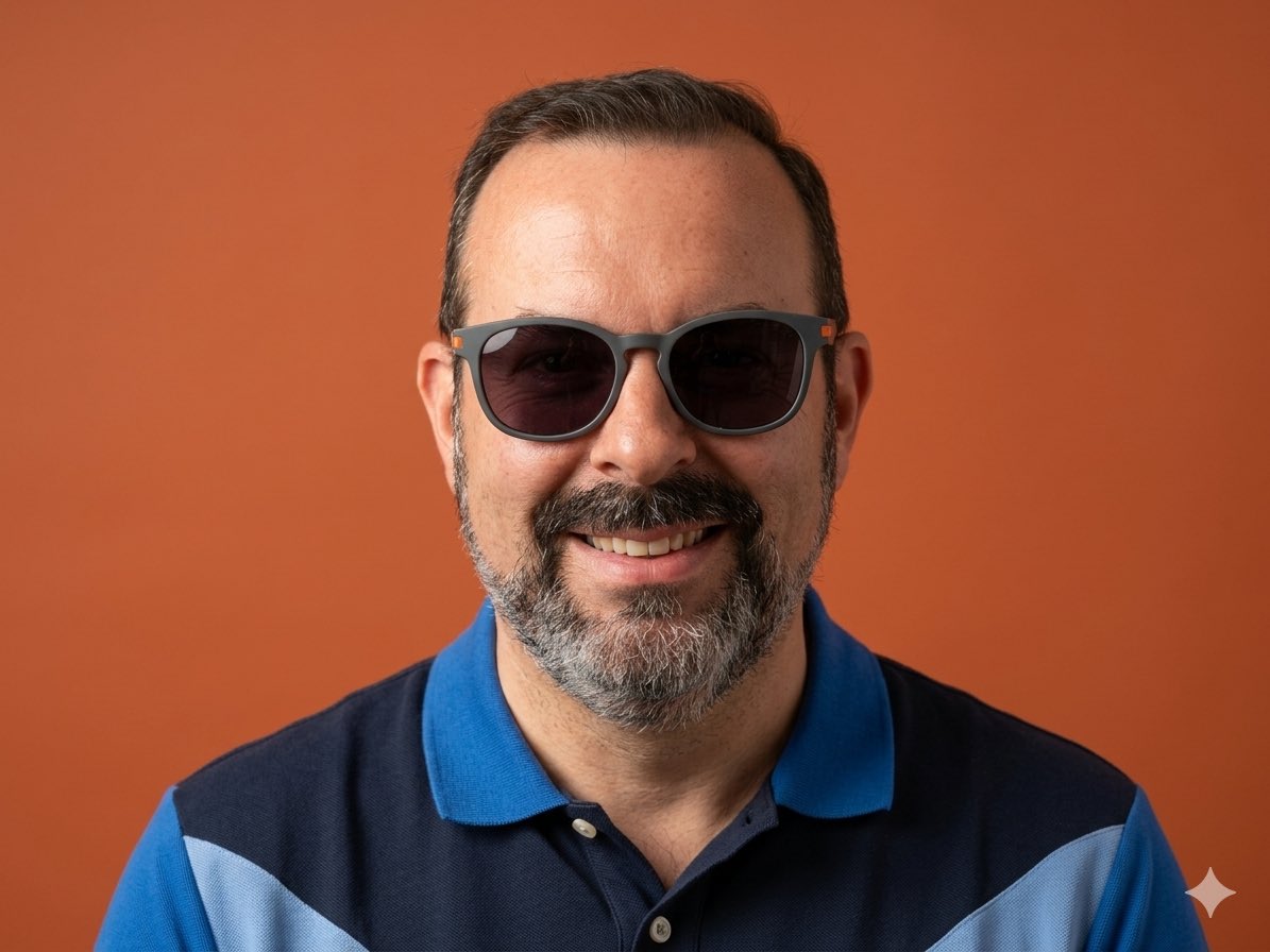 Profile / Avatar - Studio Portrait From Vacation Selfie